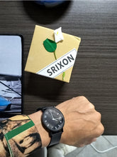 Load image into Gallery viewer, SRIXON student watch, round fashion quartz watch, simple waterproof electronic watch