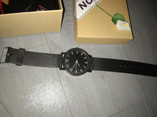 Load image into Gallery viewer, SRIXON student watch, round fashion quartz watch, simple waterproof electronic watch