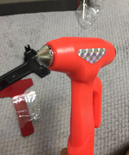 Load image into Gallery viewer, BSLHZHE vehicle safety hammer, escape hammer, fire rescue hammer, window breaker
