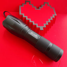 Load image into Gallery viewer, ghjxdh High power red LED flashlight USB fast charging, red flashlight waterproof red light flashlight, suitable for night observation and camping

