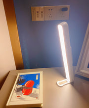 Load image into Gallery viewer, hxltezm Under cabinet light, wardrobe light, dimmable LED under desk light mounting device, with USB powered LED light strip, suitable for under room counter lighting, work desk, student dormitories
